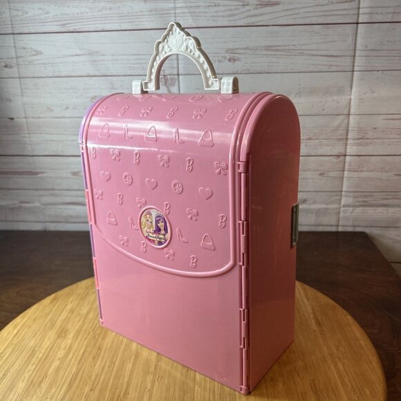 Mattel Barbie Folding House Playset Fold Go Travel Case Bedroom Bathroom Switch - Picture 10 of 10